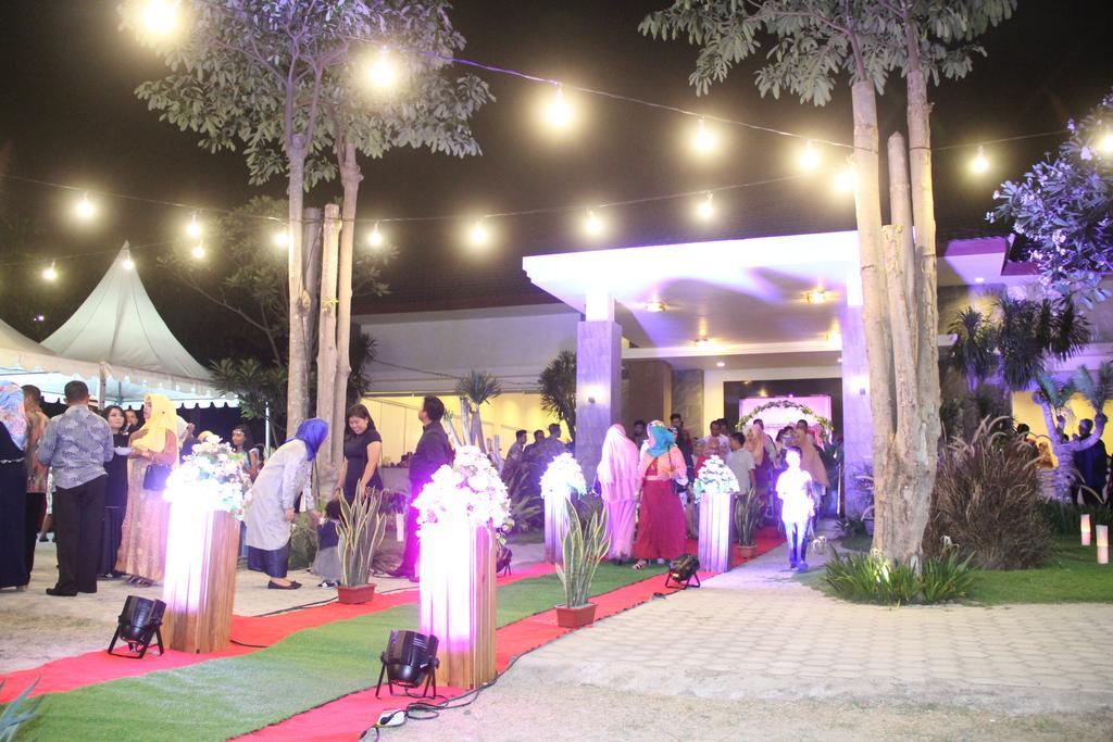 Kampoeng Nelayan Hotel Palu Exterior foto